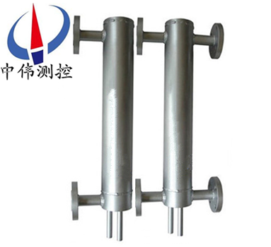 不鏽鋼平(ping)衡容器(qi)